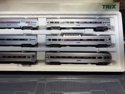 Trix H0 Scale 21263 Amtrak Streamliner 6 Passenger Car Set Original Box Lighted