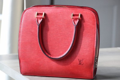 Louis Vuitton Red Epi Pont Neuf PM Satchel Top Handle Bag 