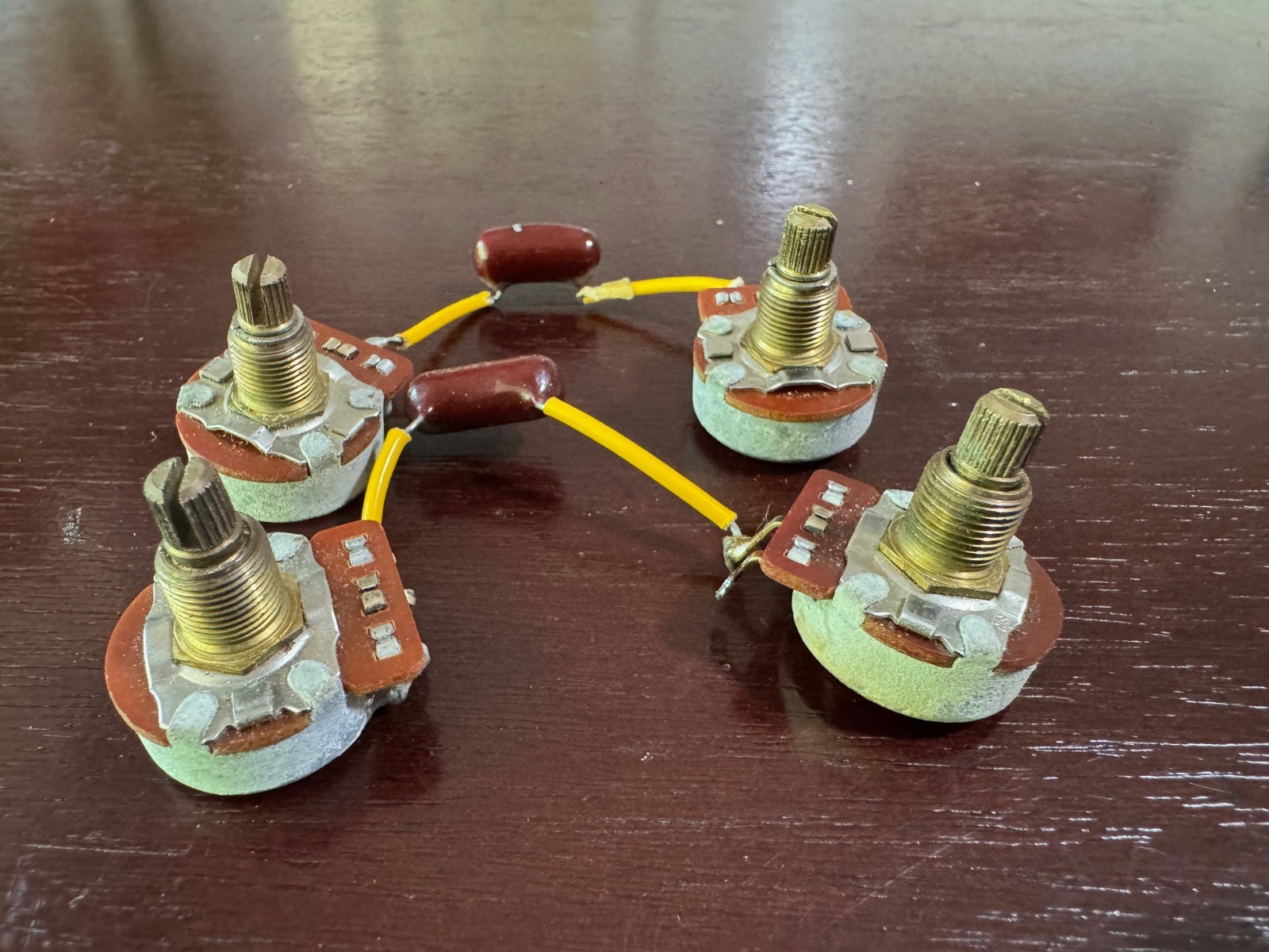 Gibson Vintage 1974 Les Paul Control Harness Pots Volume Tone and Caps 1975 1970