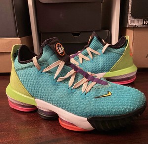 lebron 16 low air max trainer 2