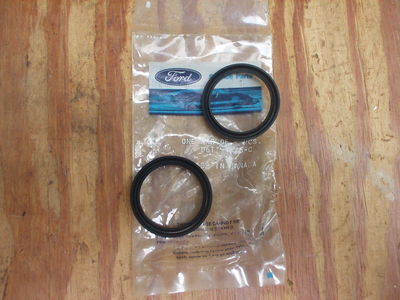 1975 1976 1977 1979 1979 1980 Ford Truck spindle arm oil seals #D6TZ-1175-C NOS!