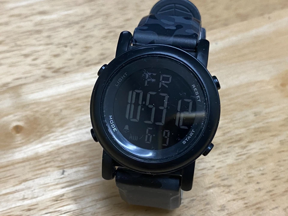 Reloj Cuarzo FMD Hombre 30m Negro Reverso LCD Digital Alarma Cronógrafo Batería Nueva Foto 2 de 4