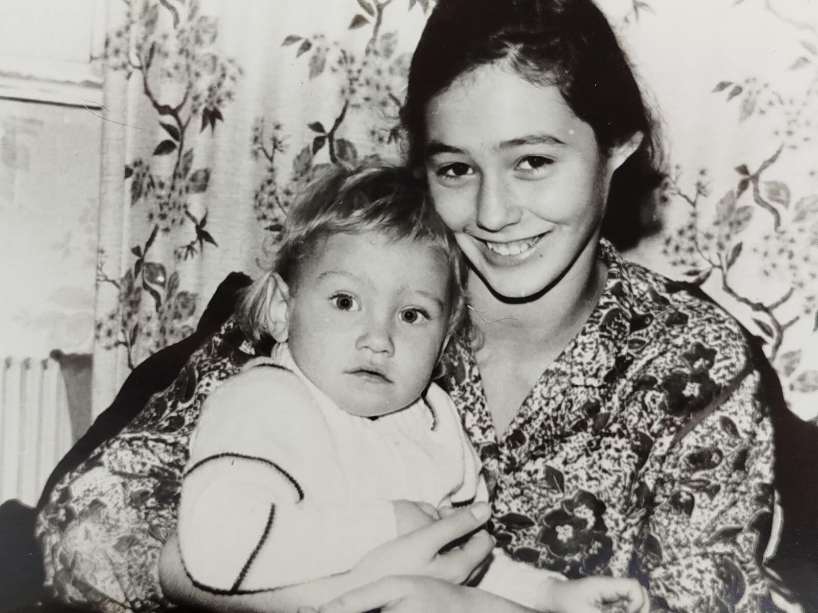 Vintage - Retro -Photo - Beautiful Girls - Children - 1960s - Black and White #9