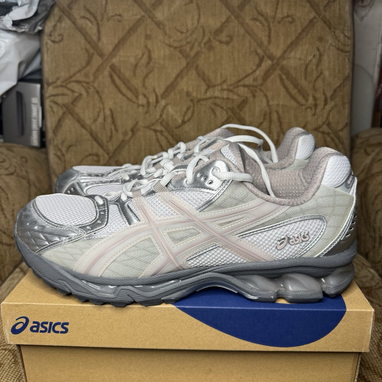 ASICS X Kith X Ronnie Fieg Gel Nimbus 10.1 1203a723-100 Mens Size 13 EUC!