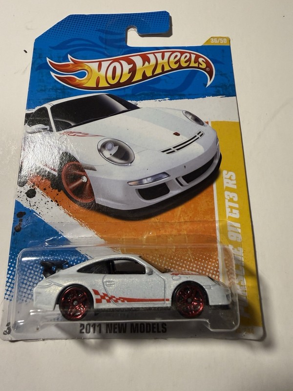 Hot Wheels 2011 New Model Porsche GT3 RS Couple Soft Corners