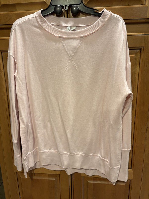 Women’s CATO Light Pink Thin Pullover Sweatshirt Size M High Slits On Side