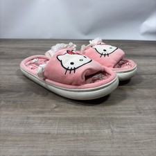Hello Kitty Women s Peach/ Light Pink Valentines Slippers Size 7-8
