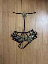 VICTORIA'S SECRET HARNESS BLACK GOLD MEDIUM