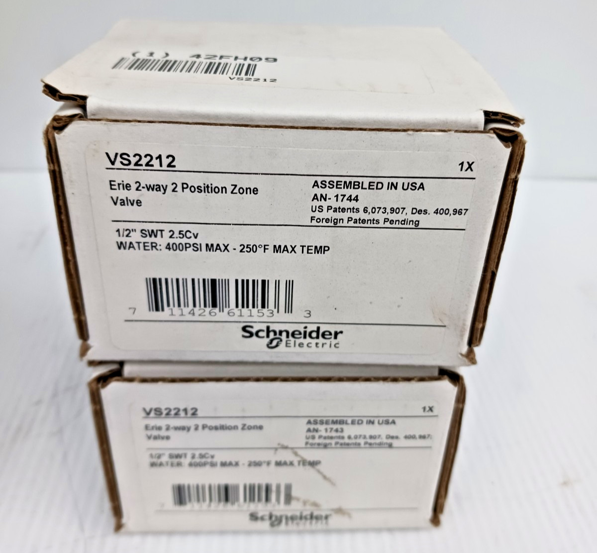 Lot of 2 Schneider VS2212 Zone Valve 2-way 2 Position 1/2" SWT 400 Psi