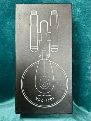 Think Geek 2010 Star Trek USS Enterprise NCC-1701 Pizza Cutter Original Box