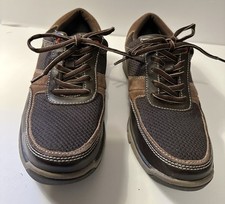 1 Pair Men  s Hush Puppies Comfort Shoes Size 10 M Very Little Wear. Preowned.