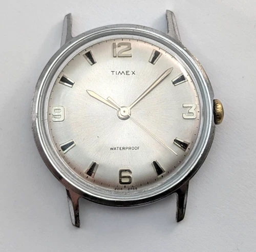 1968 TIMEX Marlin 2014 2468 Silver Tone Vintage 33mm Watch Movement PARTS REPAIR