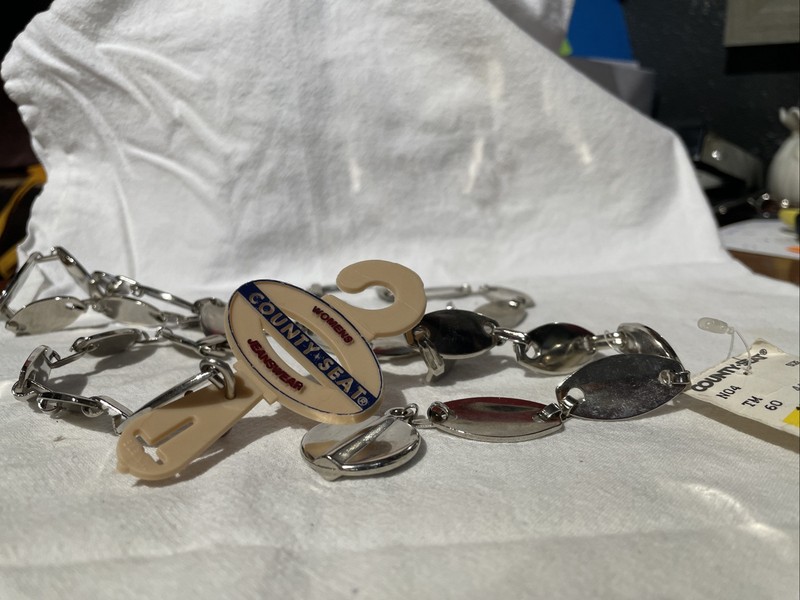 Vintage Women’s Silver Belt County Seat With Tags 38”