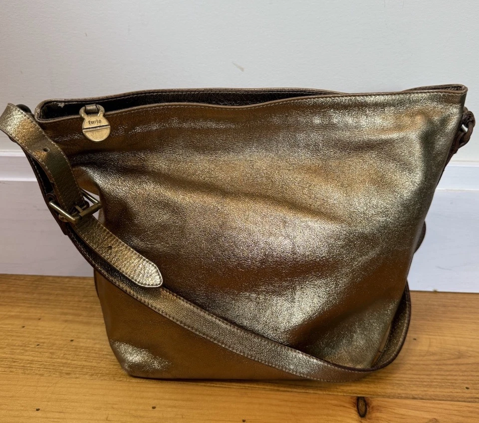 VTG Furla Leather Metallic Bronze Crossbody Shoulder Bag Y2K Made In Italy - Image 3 of 4