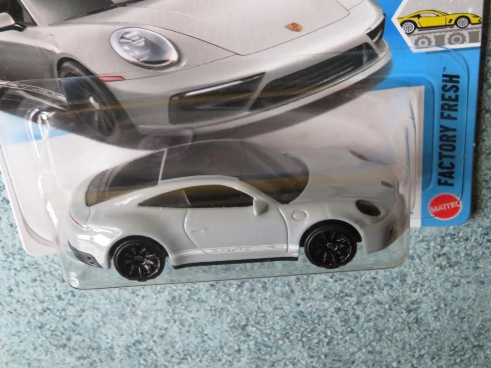 Hot Wheels H6A 015 PORSCHE 911 CARRERA T grey 2026 015/250 CaseA New Casting - Image 2 of 2