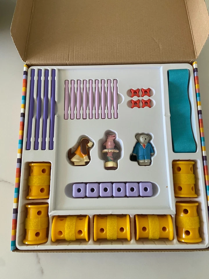 Libro de juguetes Goldie Blox and the Parade Float Engineering edades 4-9 Foto 3 de 3