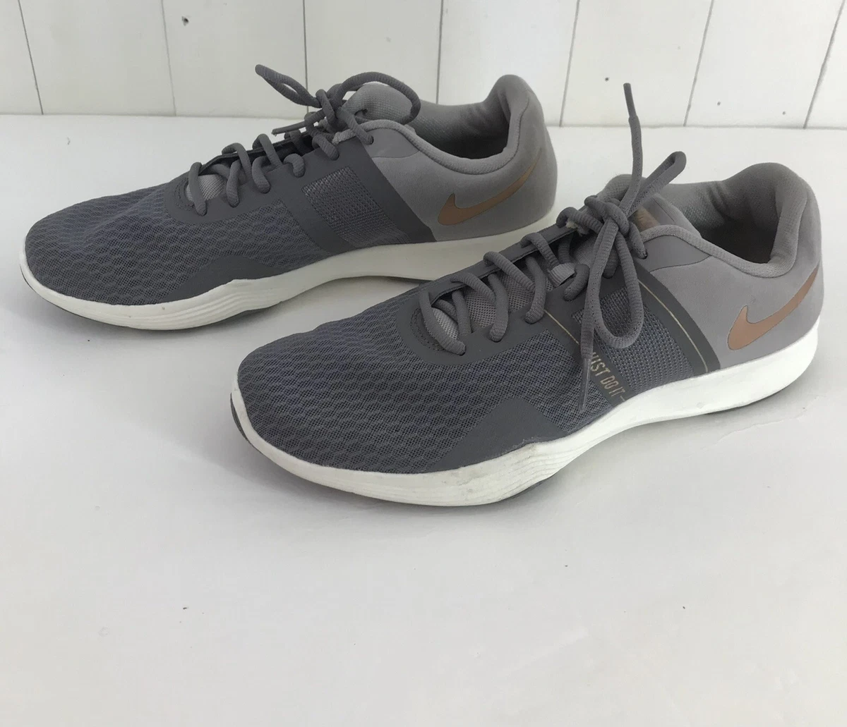 Nike Women s City Trainer 2 AA7775 002 Sneakers Shoes Gray Size 9 Nice 1725