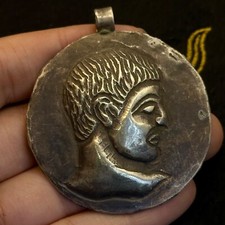 Colgante romano genuino de plata pura - Alrededor del siglo II dC
