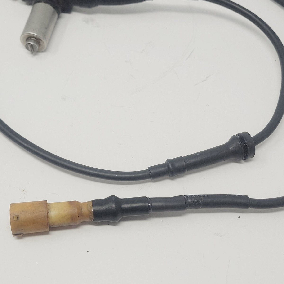 容音 Audi ur quattro coupe B2 front ABS sensor 443927803A rewired