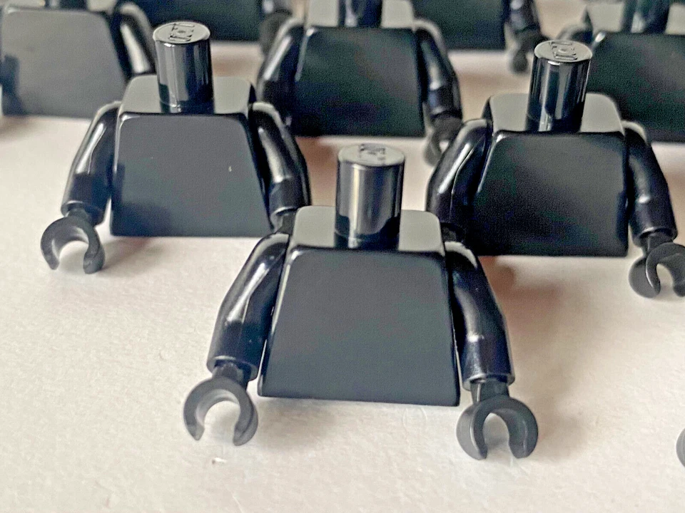 LEGO® 20 x schwarzer Torso ( Oberkörper ) mit schwarzen Händen und Armen, NEU - Bild 2 von 3