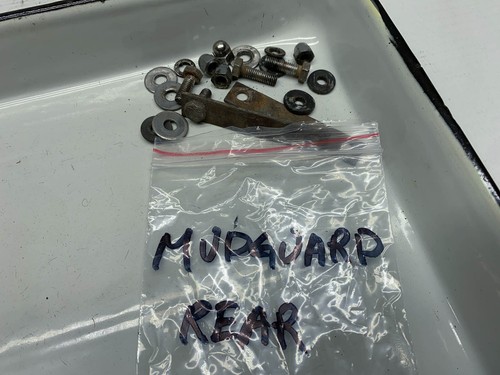 BMW R45 Hinten KOTFLÜGEL Schrauben Rear Mudguard Bolts (2) 79'