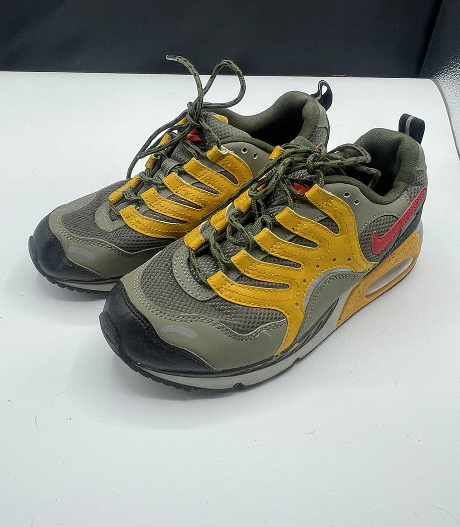 Nike Air Max Humara gs 538924 300 Size 4.5y NY