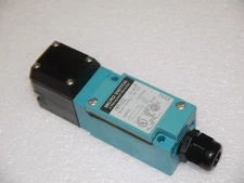 Honeywell Micro Switch Photoelectric MPV31 W/ MPL2 Retro Scanning Photo Head New