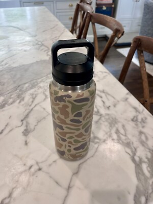 RARE Yeti 36oz Rambler OG Camouflage Duck Camo Bottle