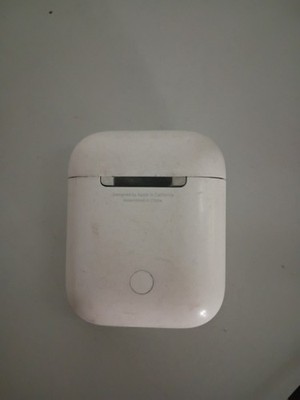 Apple AirPods 4th Gen with Charging Case A3053 A3050 A3058 MXP63LL