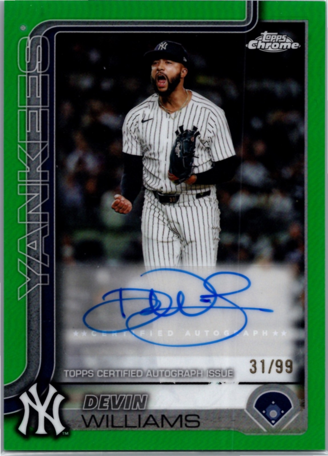 2025 Topps Chrome Update - Devin Williams #153 Green Refractor 31/99 Yankees