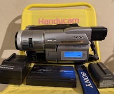 Sony Handycam DCR-TRV103 NTSC Digital 8 Camcorder w/Nightshot TESTED WORKING  