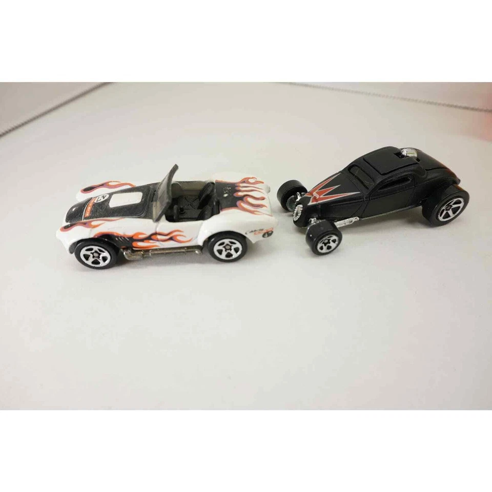 Matchbox 53 Rhino Rod negro 1993 + 2 Hot Wheels y 2 Matchbox Cars paquete de colección Foto 2 de 4