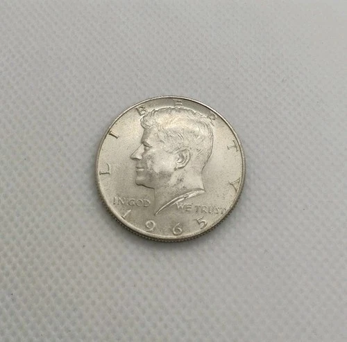 1965 Kennedy 40% Silver Half Dollar XF (Lot R)