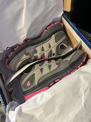 Nautilus 1771 Women s Steel Toe Athletic Shoe