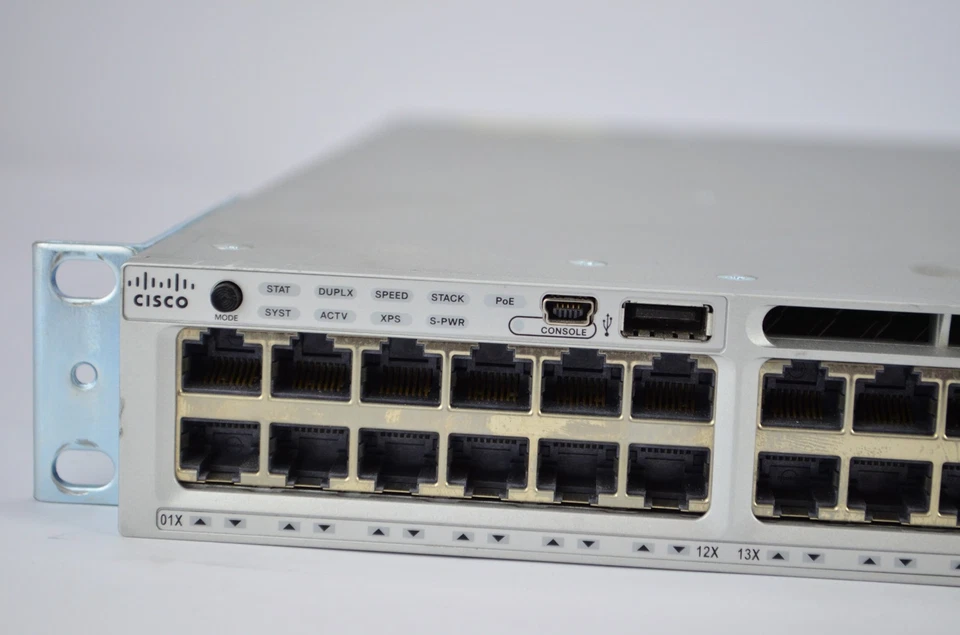 Cisco WS-C3850-48U-L 48-Port UPoE Network Switch iOS 3.6 1100W PSU - Image 3 of 4