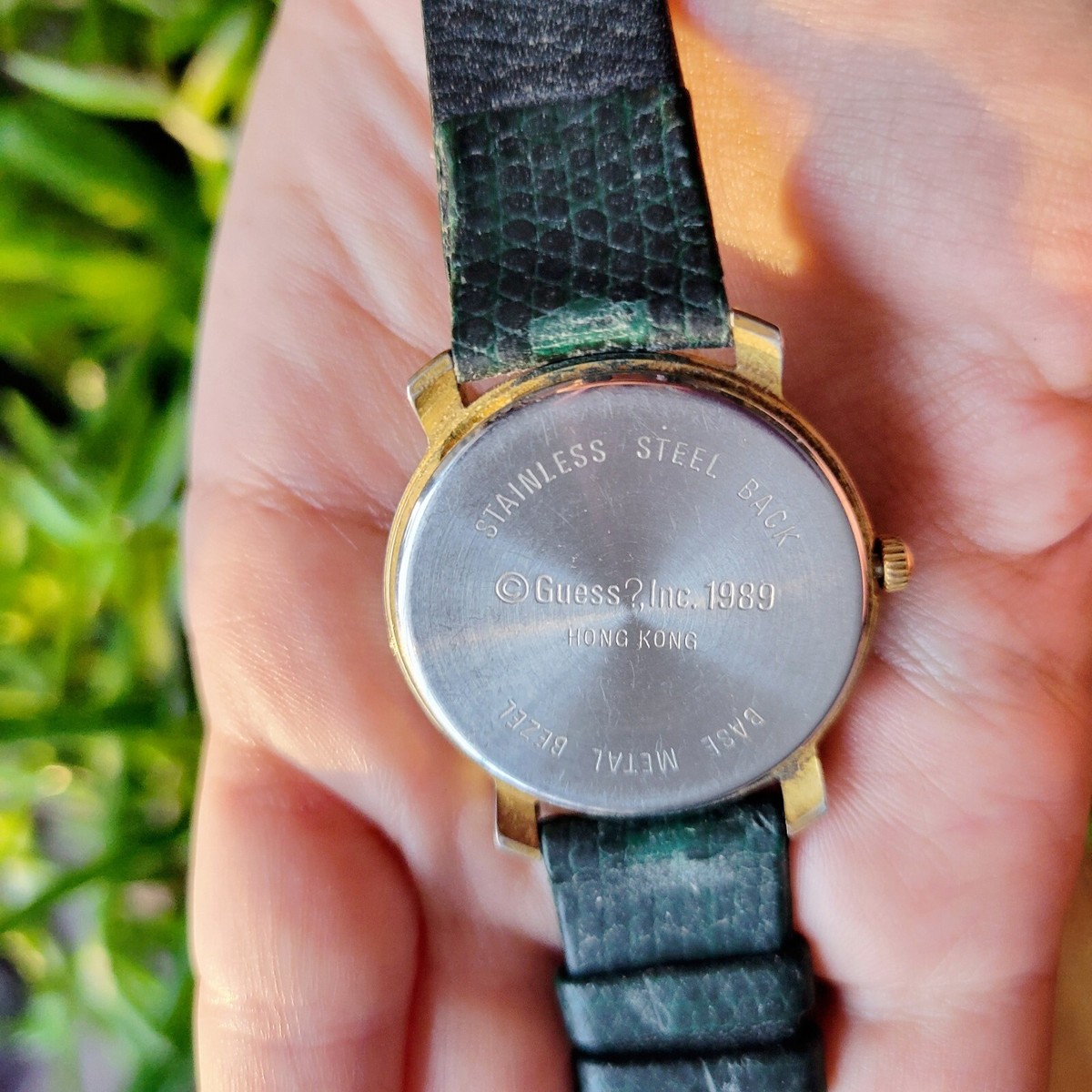 *RARE* Vintage 1989 Guess Georges Marciano Genuine Green Leather Classic Watch RARE* Vintage 1989 Guess Georges Marciano | Mercari main image 4