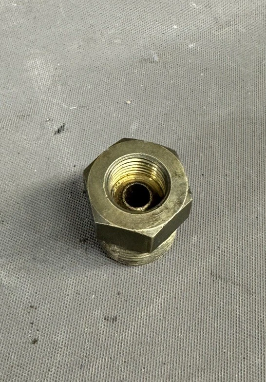 1956-1980 Ford Mustang Galaxie Fairlane 289 390 427 428 Carburetor Line Fitting - Image 3 of 4