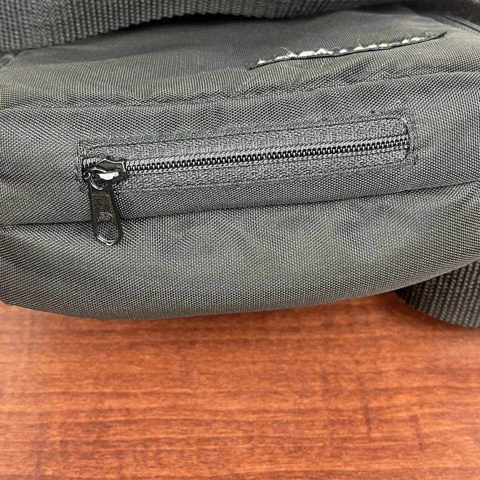 Case Logic Zippered CD Pouch, w/ Neck Strap,6x7x2.5 in - Image 4 of 4