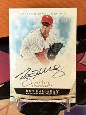 Roy Halladay Autographed Baseball Sports Trading Cards Roy Halladay Autographed Baseball Sports Trading Cards
