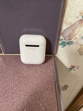 Apple AirPods 1st Generation In-Ear Headsets with Charging Case - White