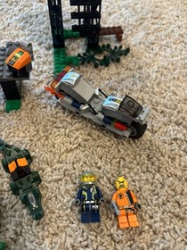 LEGO Agents: Swamp Raid (8632) w Instructions & Minifigures