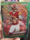 2025 Panini Prizm - Jayden Daniels #278 Green Wave Prizm