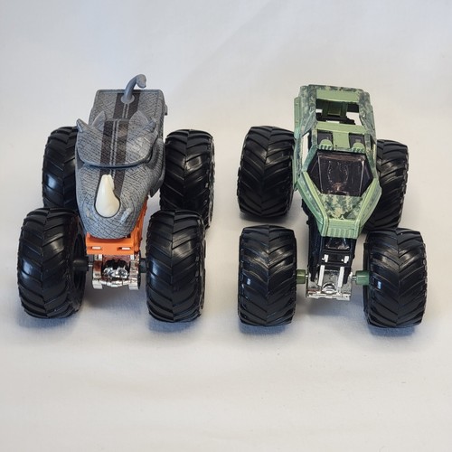1/64 Hot Wheels Monster Jam Mutt, Taxi, Max D, Haul Y'all, Soldier, Avenger - Picture 13 of 17