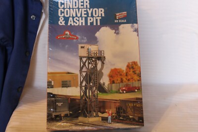 HO Scale Walthers, Cinder Conveyor & Ash Pit Kit, #933-3181 