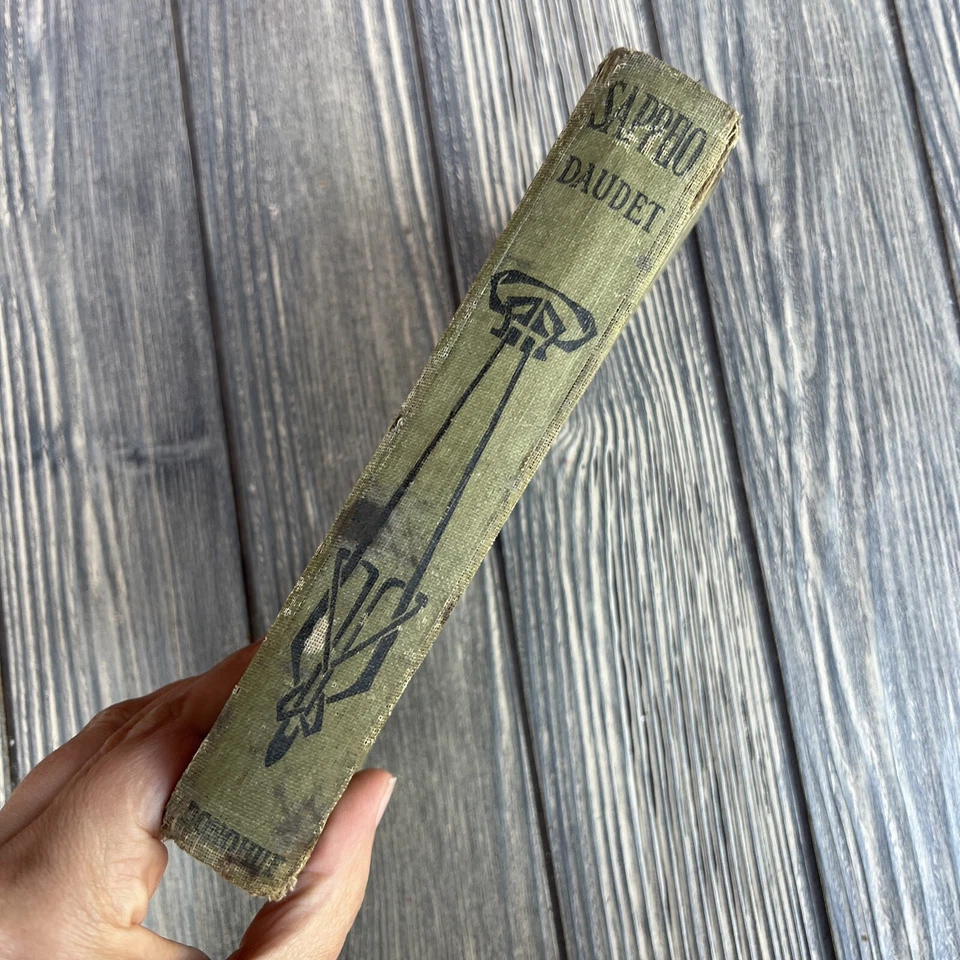 Sappho by Alphonse Daudet Parisian Manners Vintage Hardcover Book. Foto 2 de 4