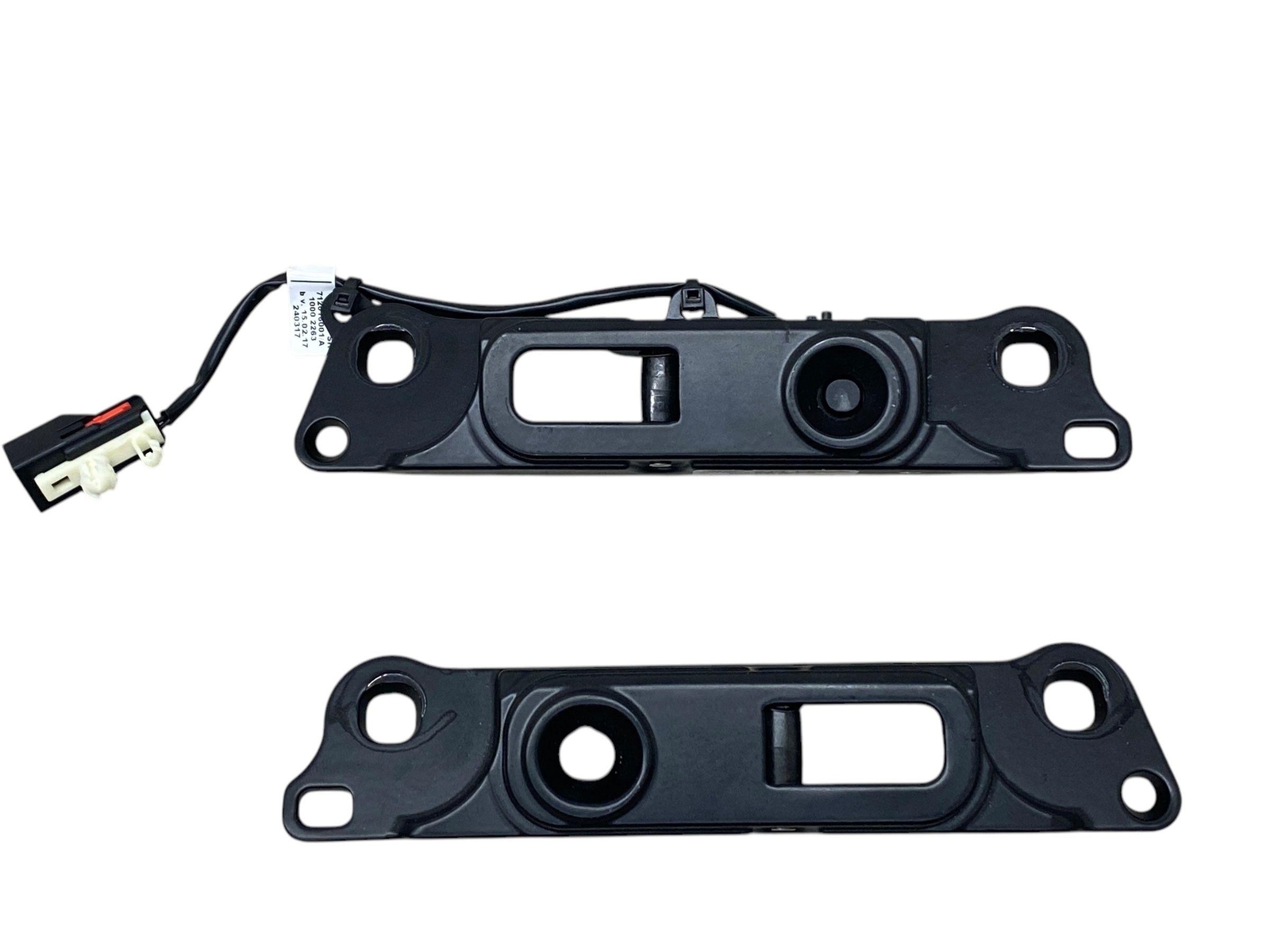 2017-2023 ASTON MARTIN DB11 VOLANTE LH & RH CONVERTIBLE ROOF LATCH RECEIVER SET