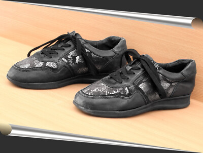 LADIES MEDICUS BLACK LEATHER SHOES Size 4UK 37EU Comfort Lace Up, Used
