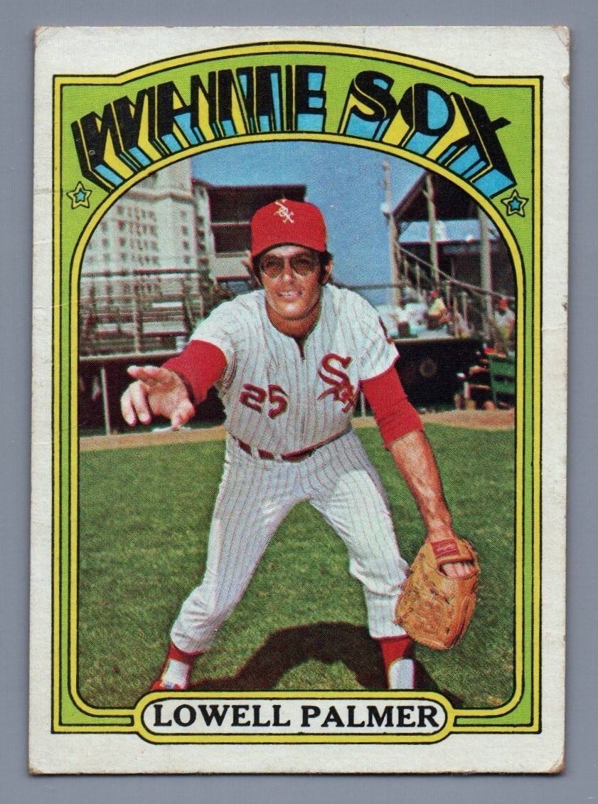 1972 Topps #746 Lowell Palmer  -  Creased