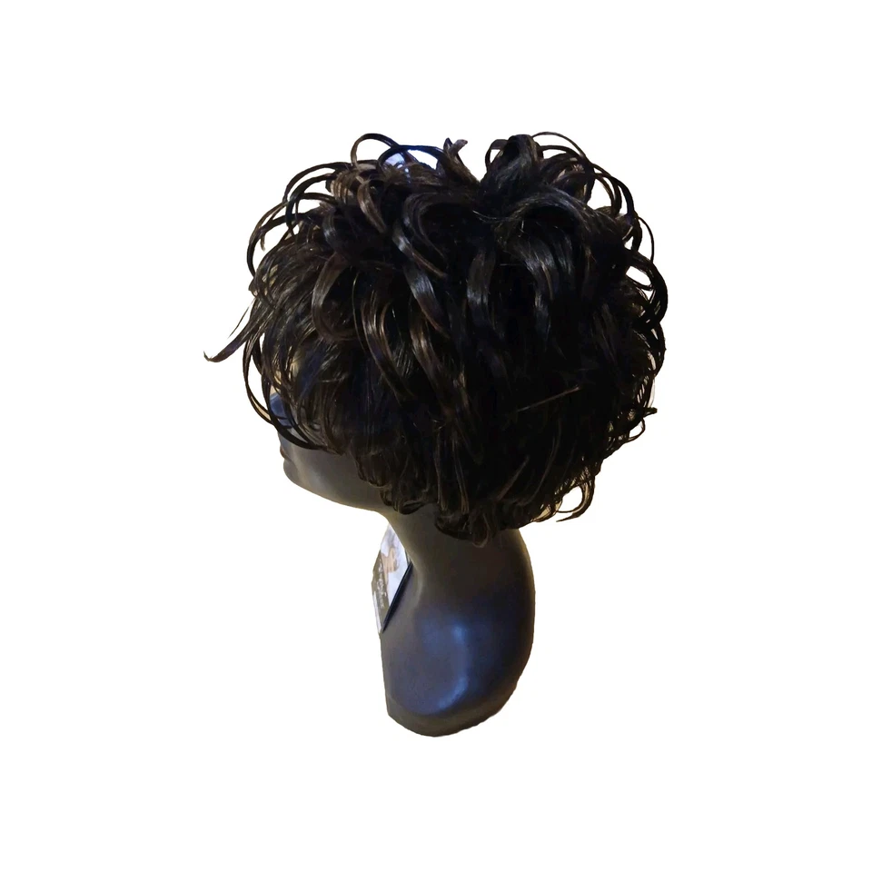 Pelucas Cortas Corte Bob Pixie, Foxy Silver Collection Kanekalon, Color F4/27 Foto 2 de 4