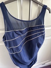 Damen Badeanzug von Slimtru 44D